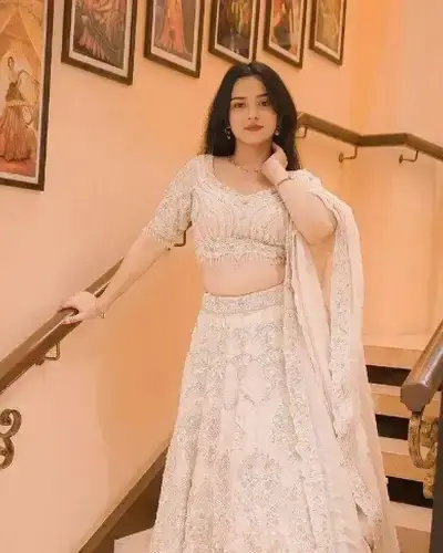 Escort Sandhurst Road